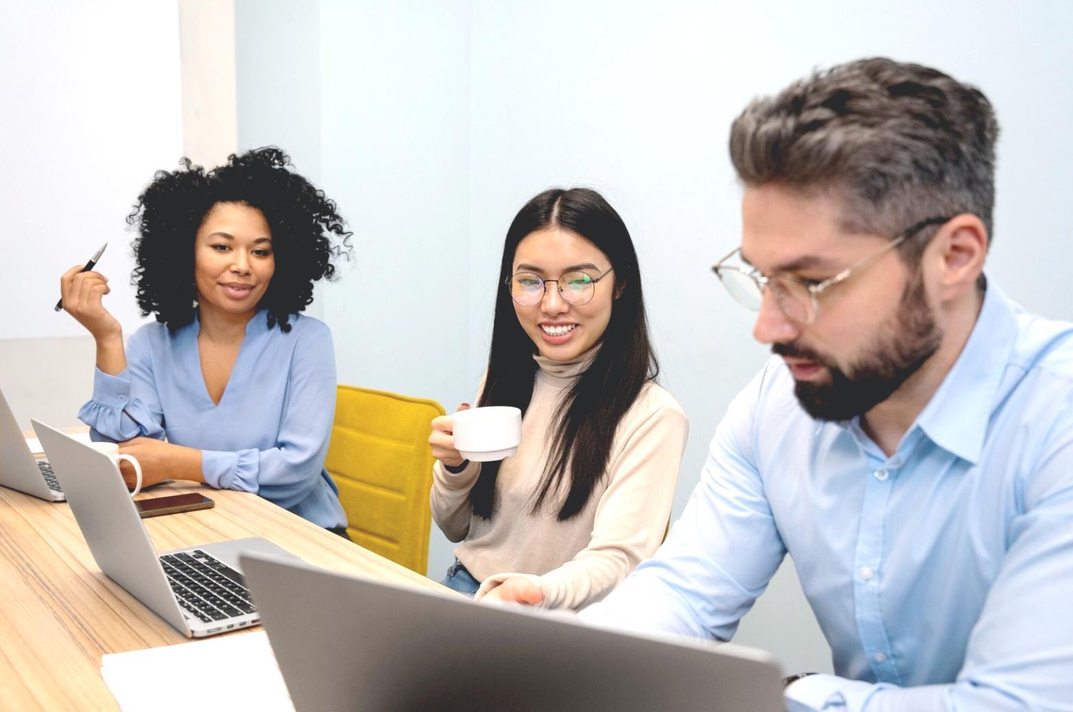 Espace d'analyse financière avec outils de modélisation