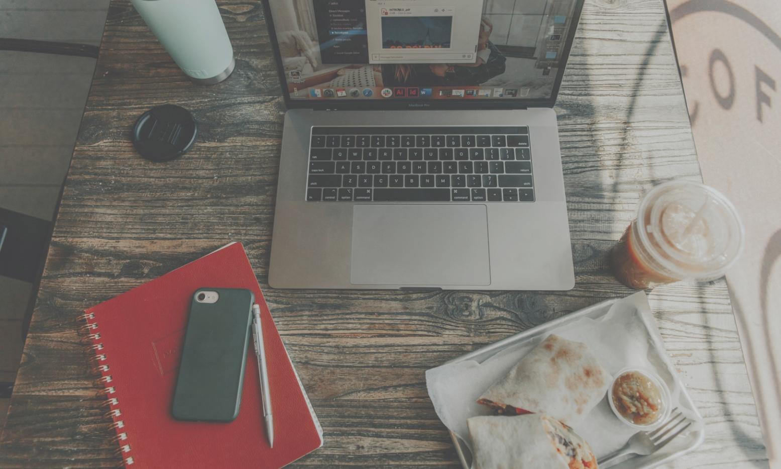 Session de travail collaboratif sur données financières